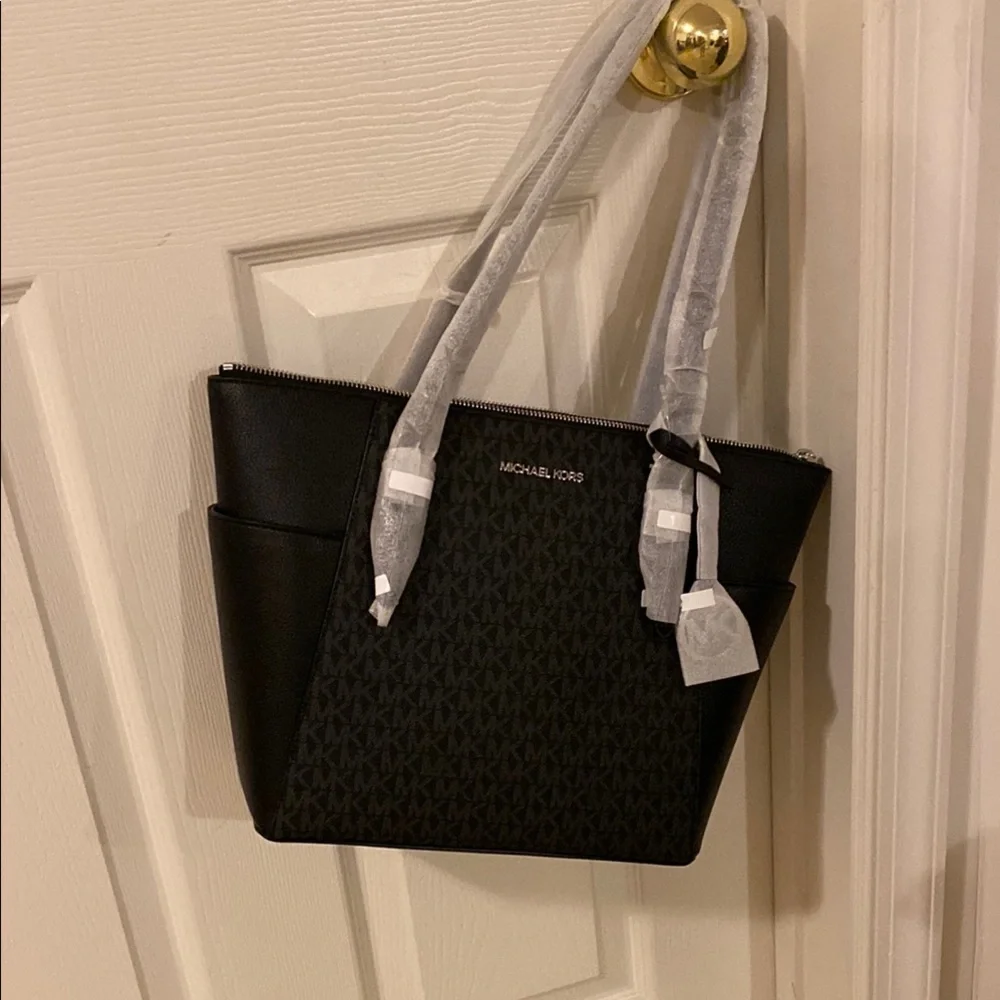 Michael Kors Black Tote Bag - Picture 2 of 12